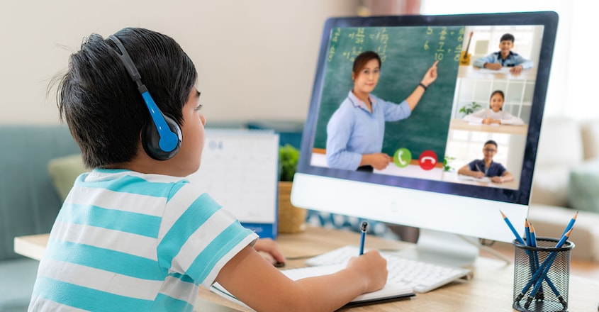 ways-to-stay-safe-healthy-as-an-online-student ways-to-stay-safe-healthy-as-an-online-student