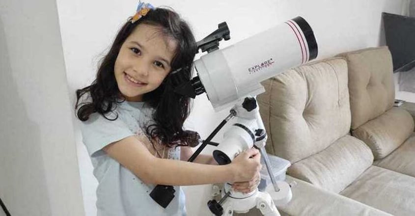 nicole-oliveira-eight-year-old-brazilian-girl-might-be-worlds-youngest-astronomer nicole-oliveira-eight-year-old-brazilian-girl-might-be-worlds-youngest-astronomer