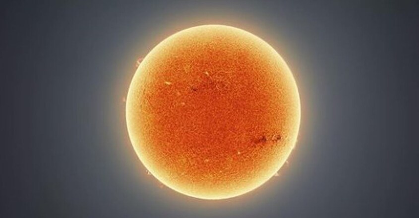 photographer-captured-detailed-pictures-of-sun