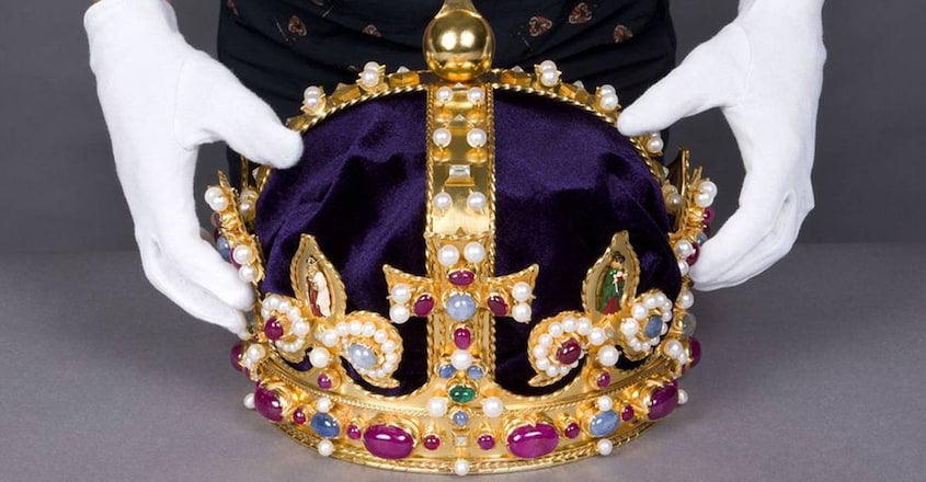 amateur-treasure-hunter-kevin-unearths-missing-centerpiece-of-henry VIII-s-crown amateur-treasure-hunter-kevin-unearths-missing-centerpiece-of-henry VIII-s-crown