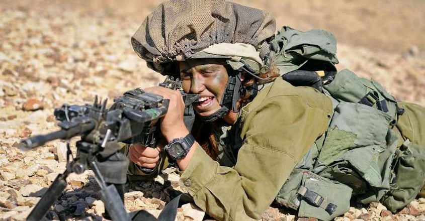 camouflage-technique-makes-israeli-soldiers-with-a-cloak-of-invisibility camouflage-technique-makes-israeli-soldiers-with-a-cloak-of-invisibility
