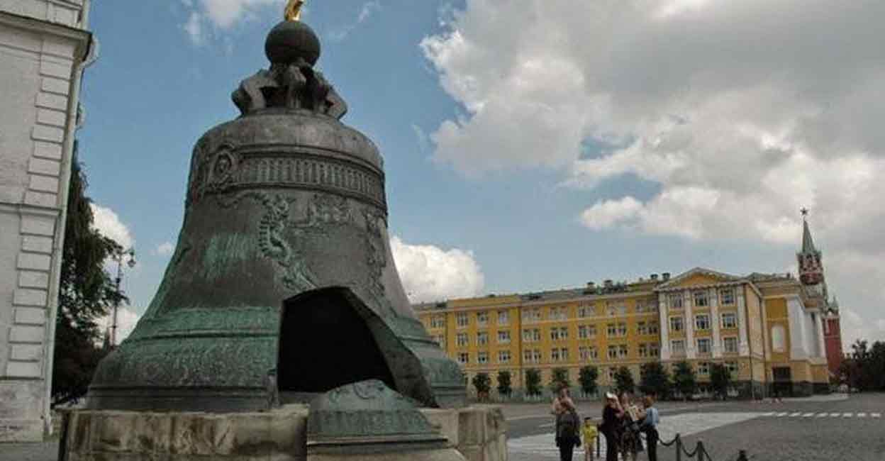 Кремль Московский площадь царь колокол