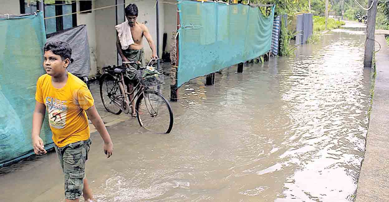 വീണ്ടും മഴ, വെള്ളക്കെട്ട്; അപ്പർ കുട്ടനാട് വെള്ളപ്പൊക്ക ഭീഷണിയി