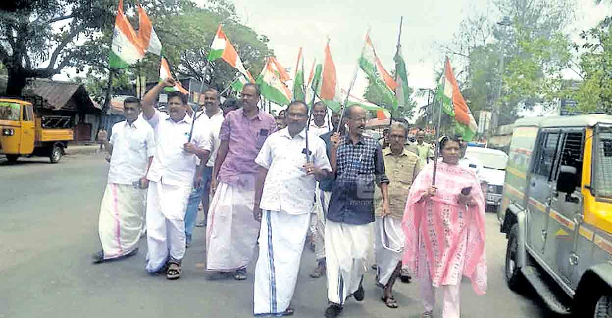 പുതുപ്പള്ളിയാഹ്ലാദം കുട്ടനാട്ടിലും Chandy Oommen United Democratic