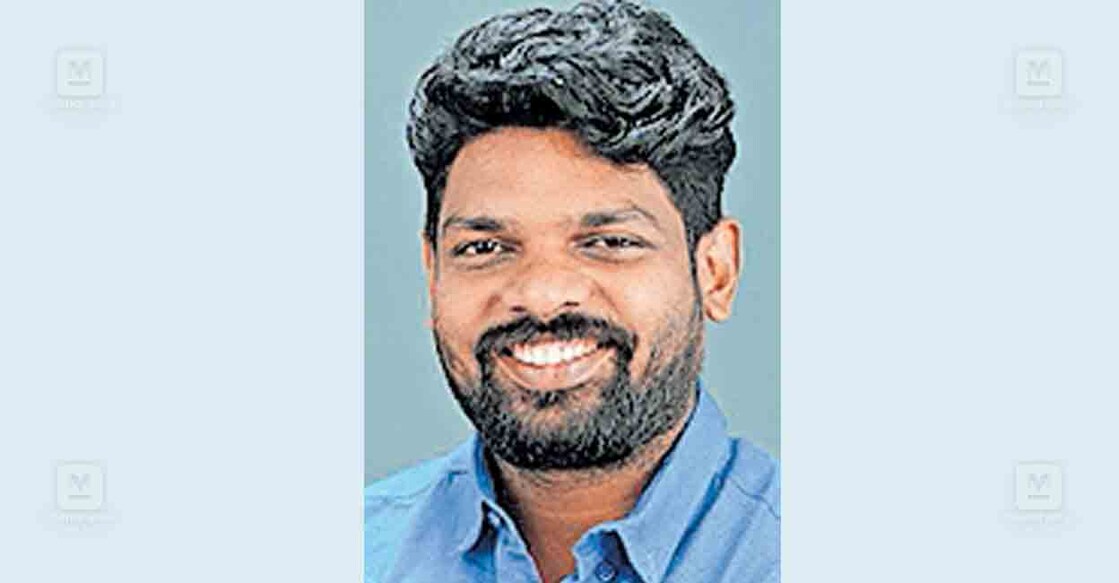 അരുൺദേവ്.