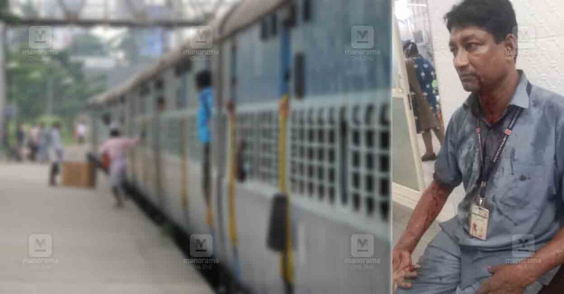 പരുക്കേറ്റ പ്രദീപ് കുമാറിനെ മാവേലിക്കര ജില്ലാ ആശുപത്രിയിൽ എത്തിച്ചപ്പോൾ.