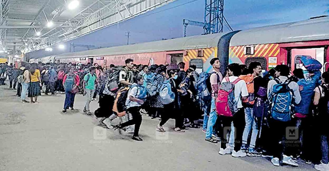 bengaluru-onam-celebrations-and-market-and-train