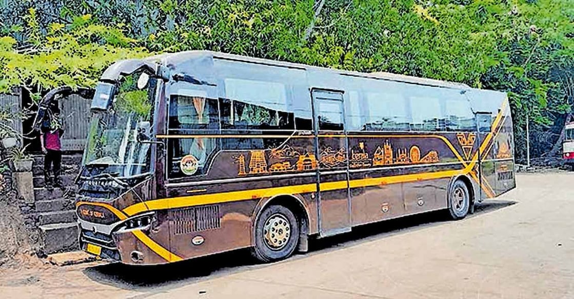garuda-premium-ac-bus-kerala-rtc ഗരുഡ പ്രീമിയം എസി ബസ്.