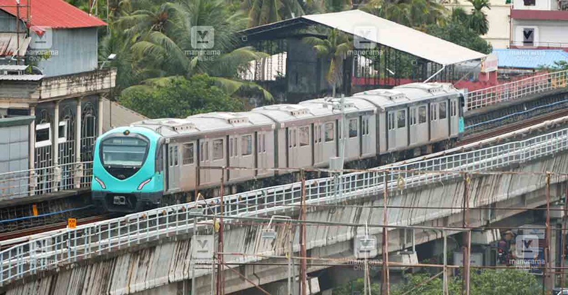 metro-train-local-news-new metro-train-local-news-new