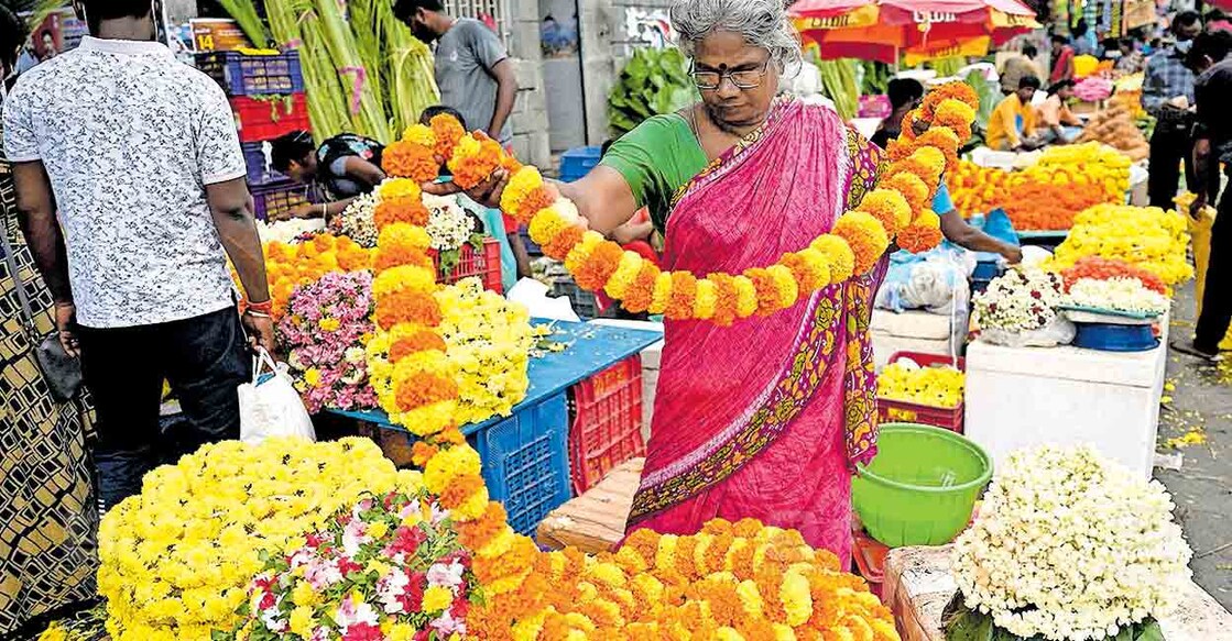 കോയമ്പേട് മൊത്ത വ്യാപാര മാർക്കറ്റിലെ പൂക്കച്ചവടം