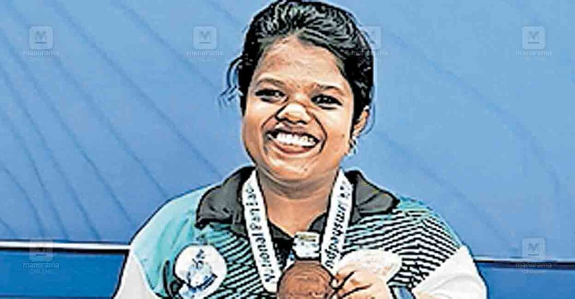 സുരണ്യ സുരേന്ദ്രൻ.  