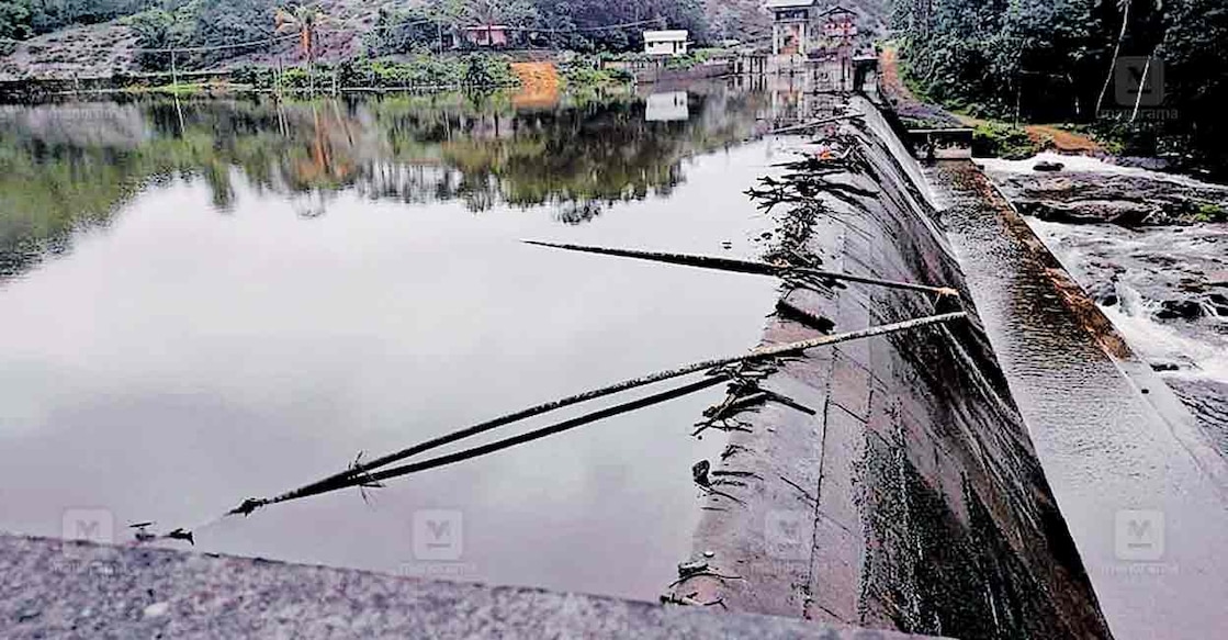 തൊട്ടിയാർ ജലവൈദ്യുത പദ്ധതി പ്രദേശം.  