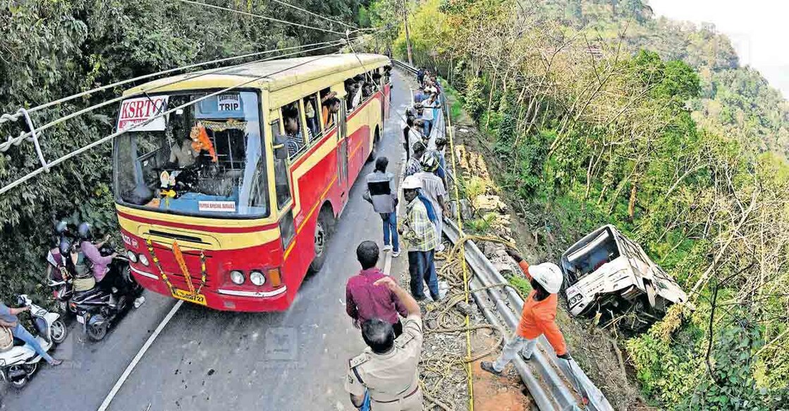 idukki-bus-ksrtc-accident idukki-bus-ksrtc-accident