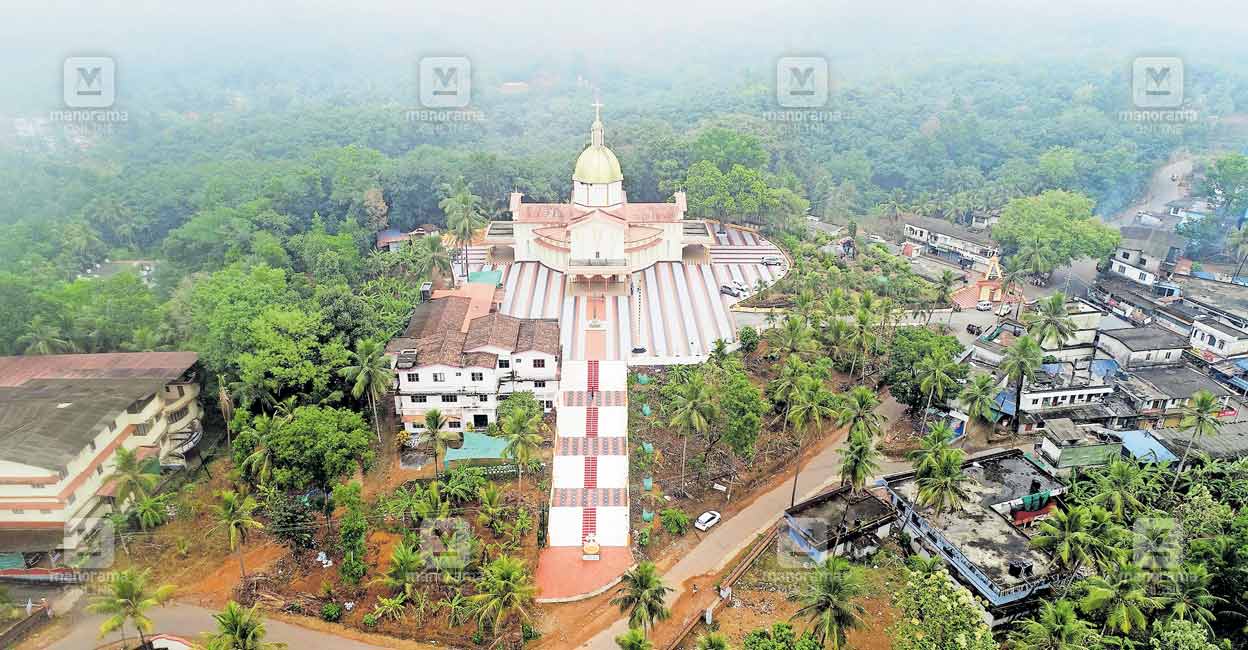 അനുഗ്രഹ വഴിയിൽ, പ്രാർഥനകളോടെ | Edoor Church | Archdiocesan Marian ...
