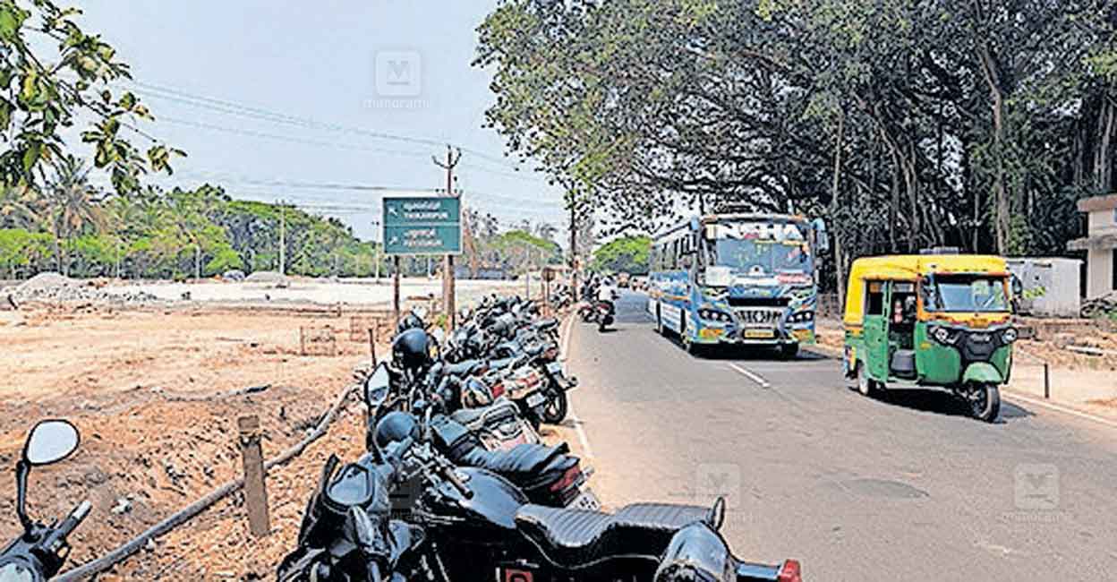 അമൃത് പദ്ധതി പയ്യന്നൂർ റെയിൽവേ സ്റ്റേഷൻ വികസനം ഗതാഗതക്കുരുക്ക്