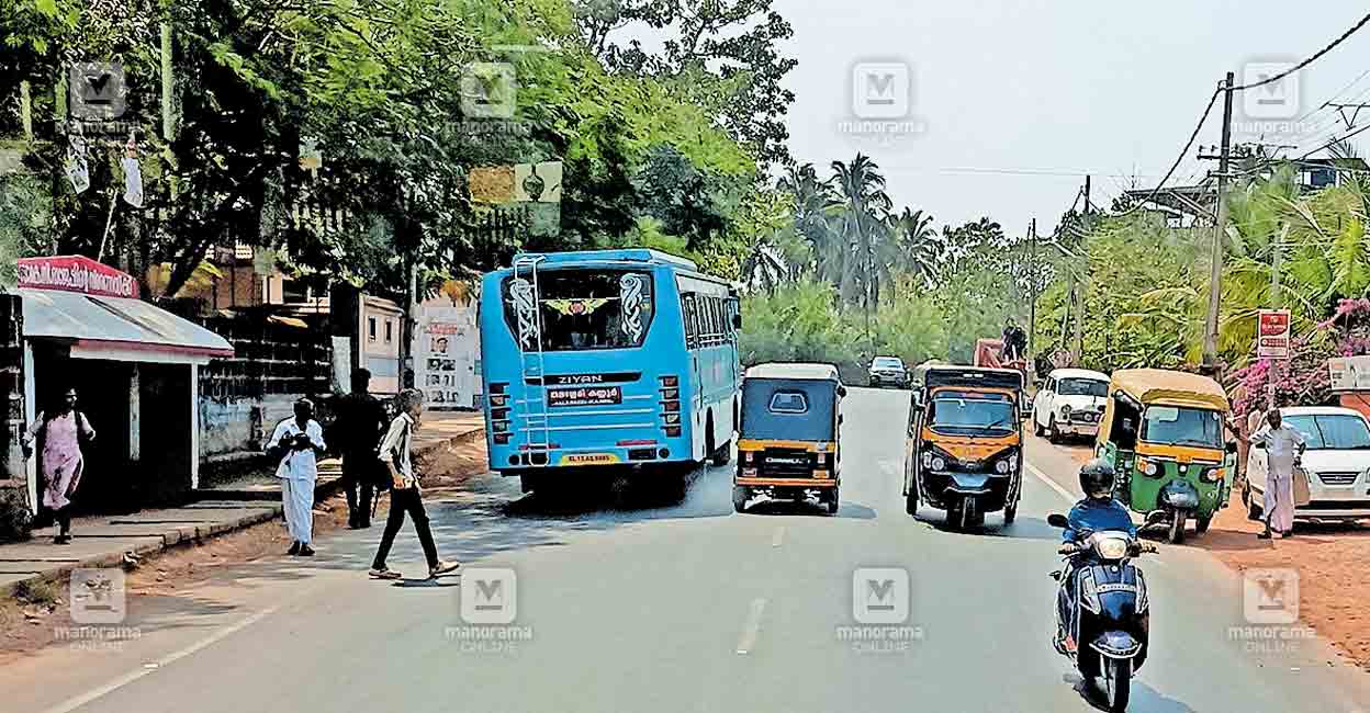 പഴയ ദേശീയപാതയാണ്; എന്നിട്ടും ഈ റൂട്ടിനോട് മാത്രമെന്തേ ഇത്ര അവഗണന ...