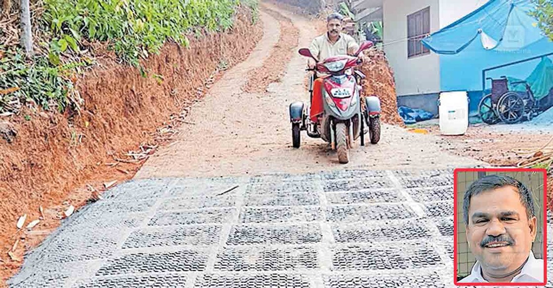 
വീട്ടിലേക്കുള്ള വഴി കോൺക്രീറ്റ് ചെയ്തപ്പോൾ മുച്ചക്ര വാഹനത്തിൽ ഗോകുൽ ദാസ് സഞ്ചരിക്കുന്നു(ഇൻസെറ്റിൽ രാജേഷ് ഇടവന)  