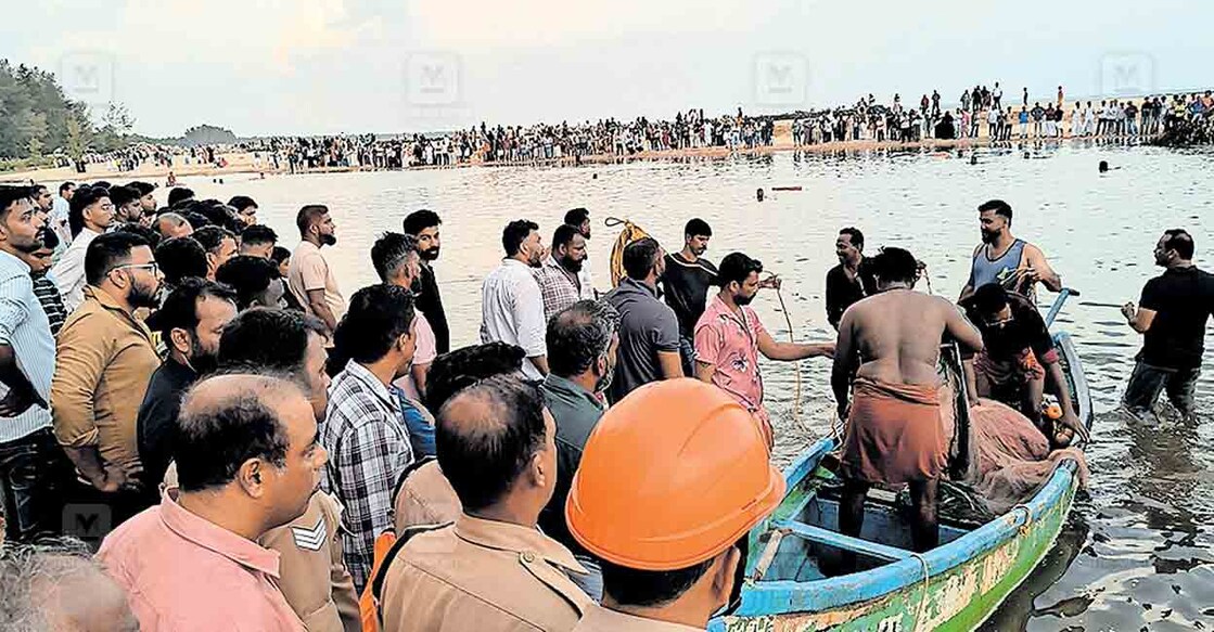 
ചൂട്ടാട് പുഴയിൽ കുളിക്കുന്നതിനിടെ കാണാതായ ഫൈറൂസിനെ കണ്ടെത്താനുള്ള ശ്രമം. വിവരമറിഞ്ഞെത്തിയ നാട്ടുകാരെയും കാണാം.  