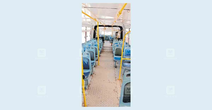 kollam-bus-inside kollam-bus-inside