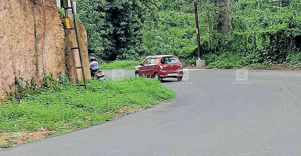 മലയോര ഹൈവേയിൽ അപകടം പെരുകുന്നു