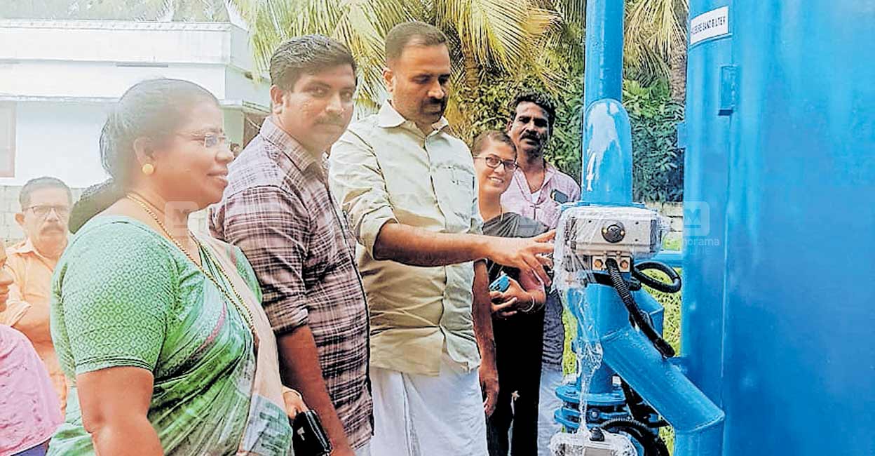 ആലപ്പാട് പഞ്ചായത്തിൽ കുടിവെള്ളം ശുദ്ധീകരിക്കുന്നതിന് പ്രഷർ ഫിൽറ്റർ