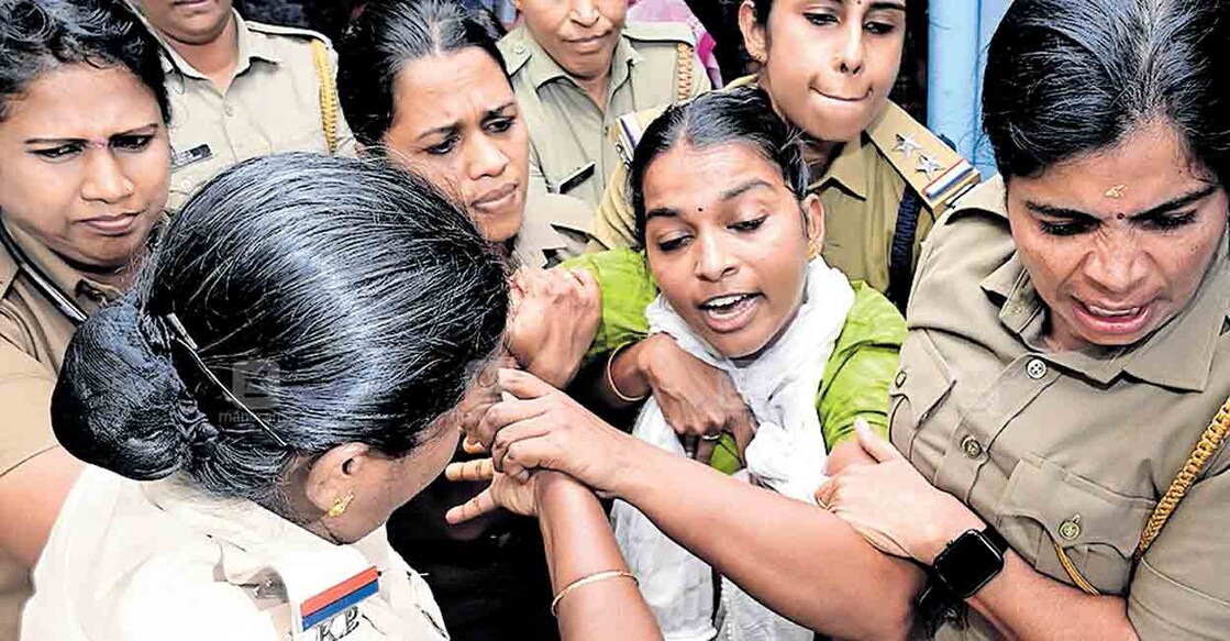 kollam-workers-arrest kollam-workers-arrest