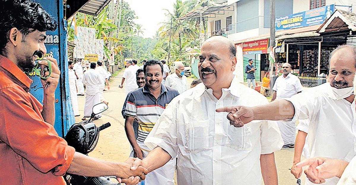 പാലായിൽ ജനമനസ്സുകൾ കീഴടക്കി മാണി സി.കാപ്പൻ; പ്രചാരണത്തിനൊപ്പം ചാണ്ടി ...