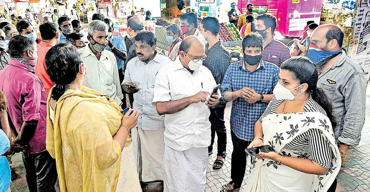 നാഗമ്പടം സ്റ്റാൻഡിൽ കർശന പരിശോധന; അനധികൃതമായി തങ്ങുന്നവരെ മാറ്റി