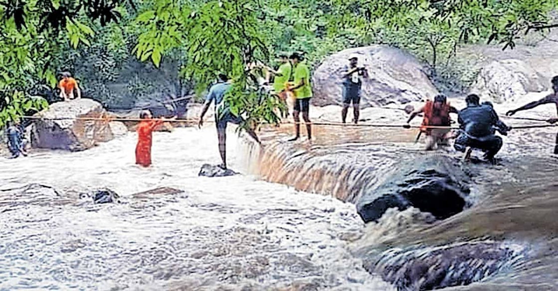 kottayam-marmala
മാർമലയിൽ സുരക്ഷ ഒരുക്കുന്നതിനും അടിസ്ഥാനസൗകര്യ വികസനത്തിനുമായി 10 ലക്ഷം രൂപ അനുവദിക്കും.
ഷോൺ ജോർജ്,
ജില്ലാ പഞ്ചായത്തംഗം