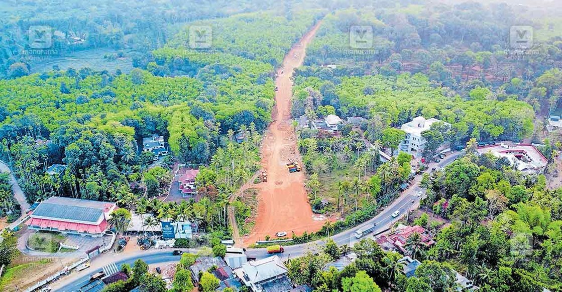 കാഞ്ഞിരപ്പള്ളി ബൈപാസിന്റെ നിർമാണം പൂതക്കുഴിയിൽ നിന്നാരംഭിച്ചപ്പോൾ. സജു ഓൺ പകർത്തിയ ഹെലിക്യാം ദൃശ്യം.
