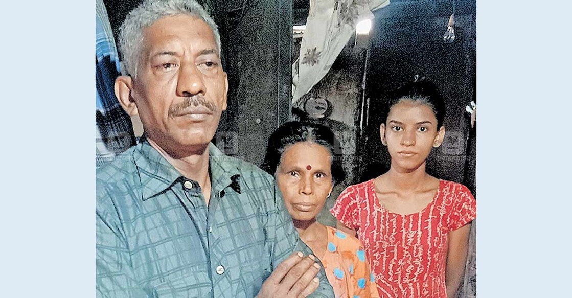 MAJU അച്ഛനമ്മമാരായ കിഷോർ കുമാറിനും ശ്രീകലയ്ക്കും ഒപ്പം
മജു.