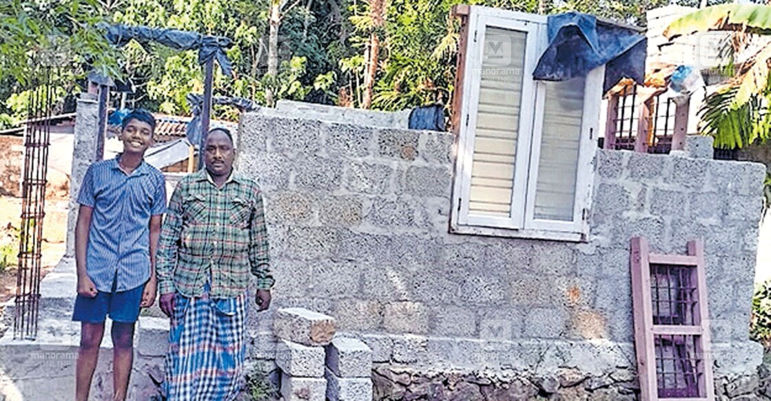 house-construction-gif മാഞ്ഞൂർ പഞ്ചായത്ത് ചാമക്കാലാ പട്ടമന അലക്സാണ്ടർ ദാസ് ലൈഫ് പദ്ധതിയിൽ ആരംഭിച്ച വീട് നിർമാണം പണം ലഭിക്കാത്തതിനെത്തുടർന്ന് 6 മാസമായി നിലച്ചനിലയിൽ.