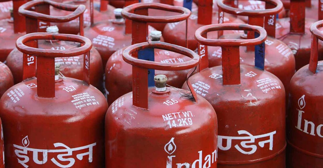 INDIA-ECONOMY-ENERGY-OIL