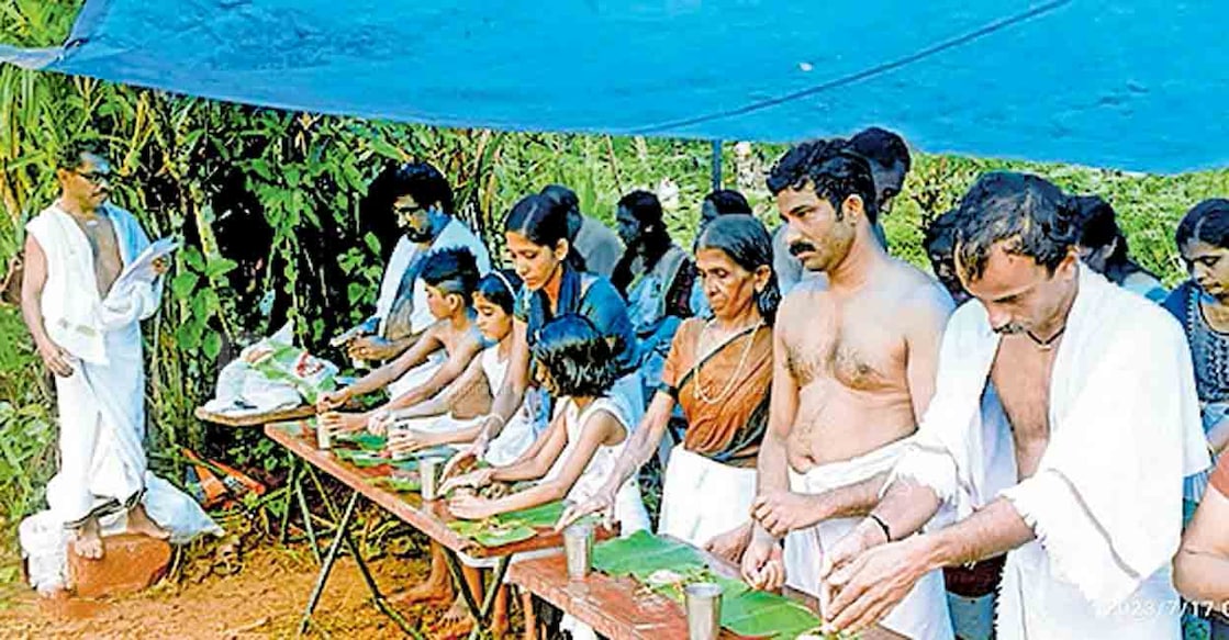 kozhikode-valayam-chekkotta-temple