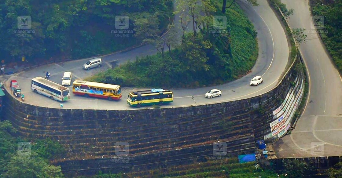 thamarassery-churam-ksrtc-super-fast