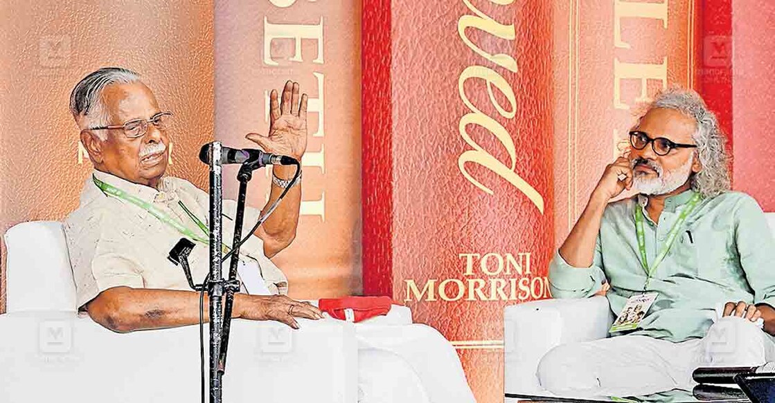 മലയാള മനോരമ ഹോർത്തൂസിൽ ‘കഥയുടെ നളിനകാന്തി’ സെഷനിൽ ടി.പത്മനാഭൻ, സുസ്മേഷ് 
ചന്ത്രോത്ത് എന്നിവർ.