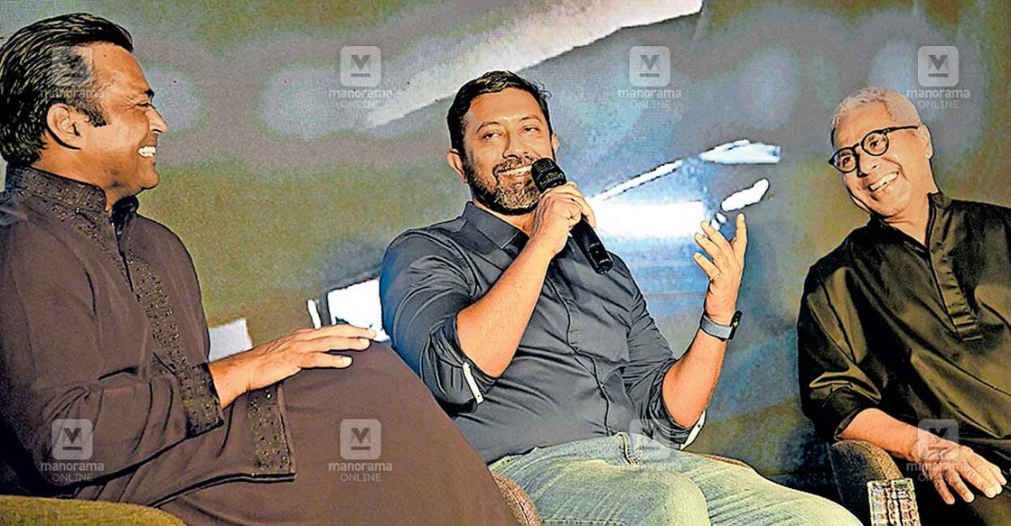 തുല ക്ലിനിക്കൽ വെൽനെസ് സെന്ററിൽ നടന്ന വെൽനെസ് ആൻഡ് ദ് വെബ് ഓഫ് ലൈഫ് സംവാദത്തിൽ ലിയാൻഡർ പേയ്സ്, കമാൻഡർ അഭിലാഷ് ടോമി, ഫൈസൽ കൊട്ടിക്കോളൻ 
എന്നിവർ. ചിത്രം മനോരമ 
