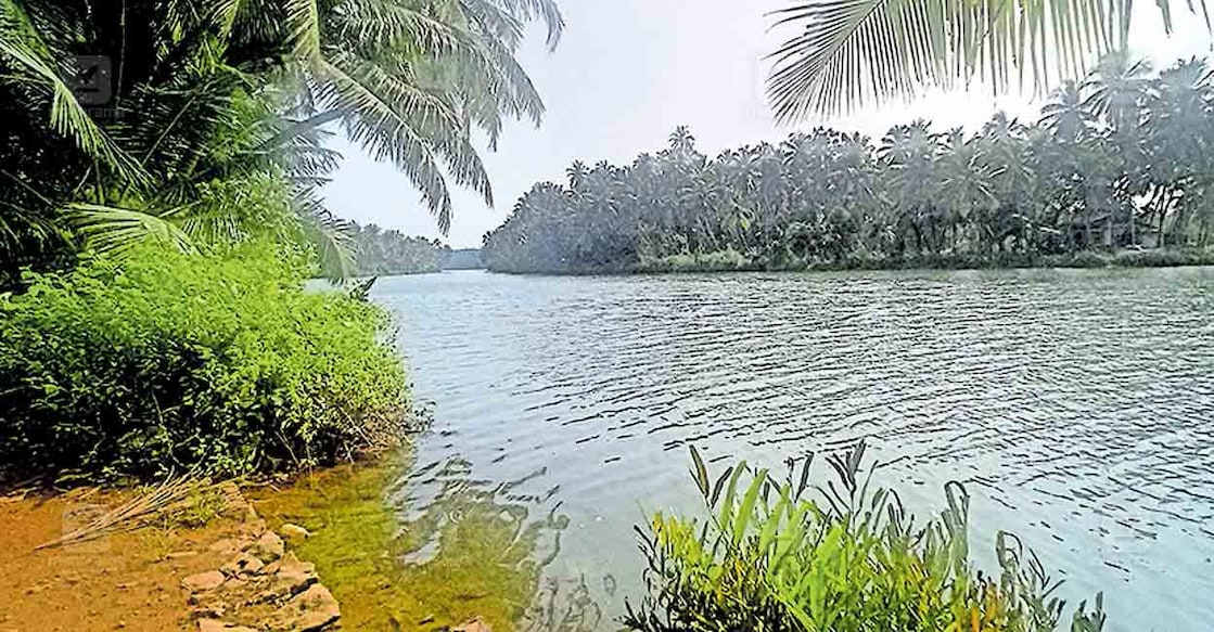 aazhikkal-kadavu അഴീക്കൽക്കടവ്
