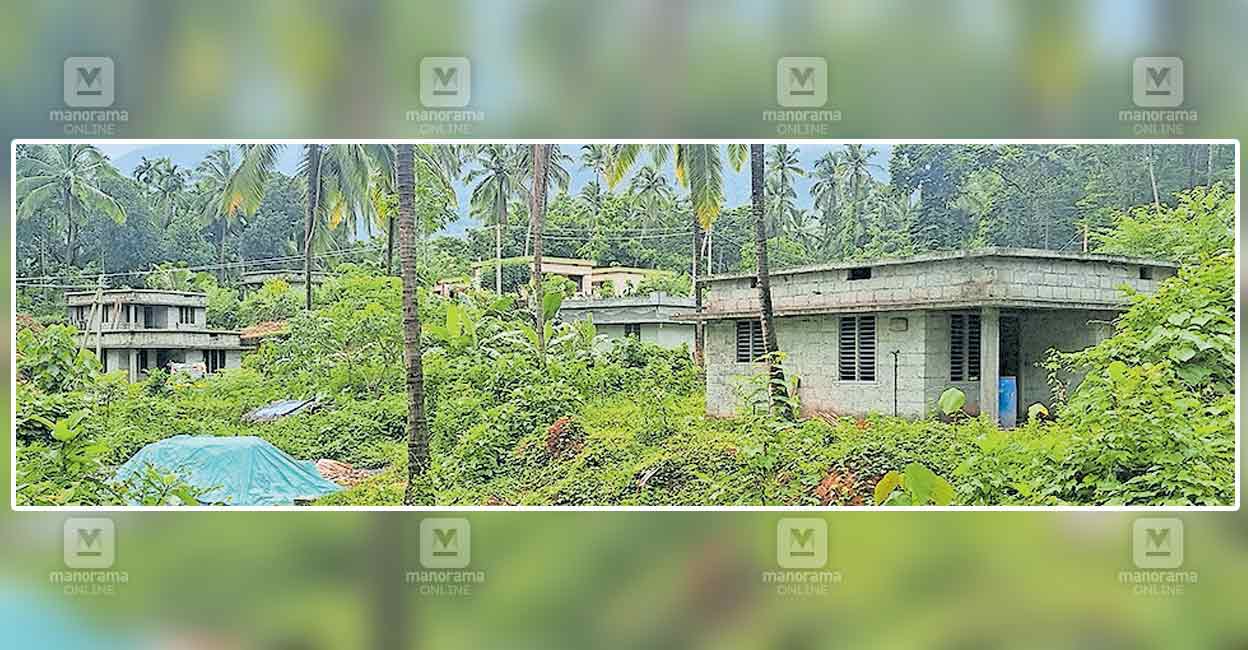 5 വർഷമായിട്ടും പൂർത്തിയാക്കാതെ ആലിമൂല, അടുപ്പിൽ ഉന്നതി പുനരധിവാസം