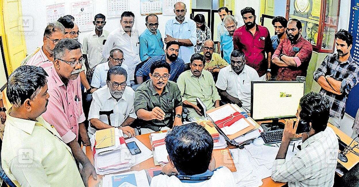 നഗരത്തിൽ പലയിടത്തും ജലക്ഷാമം രൂക്ഷം; പ്രതിഷേധം ശക്തം Kozhikode