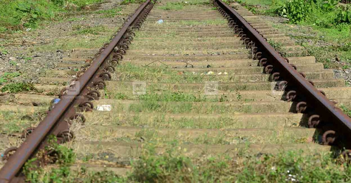 railway-track railway-track