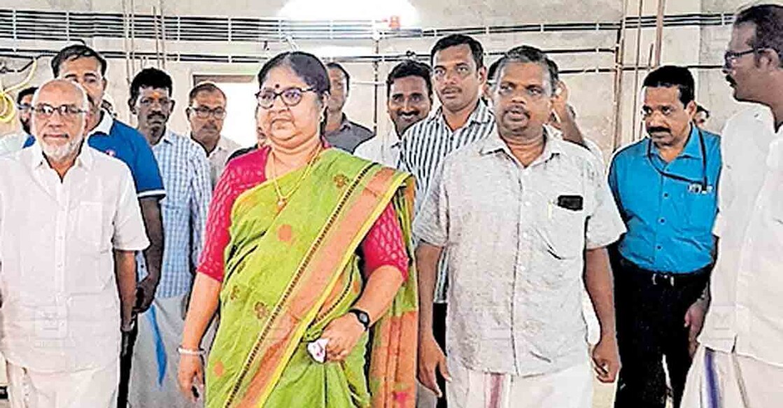 malappuram-science-park-visiting പരപ്പനങ്ങാടി സയൻസ് പാർക്ക് മന്ത്രി ആർ.ബിന്ദു സന്ദർശിക്കുന്നു.