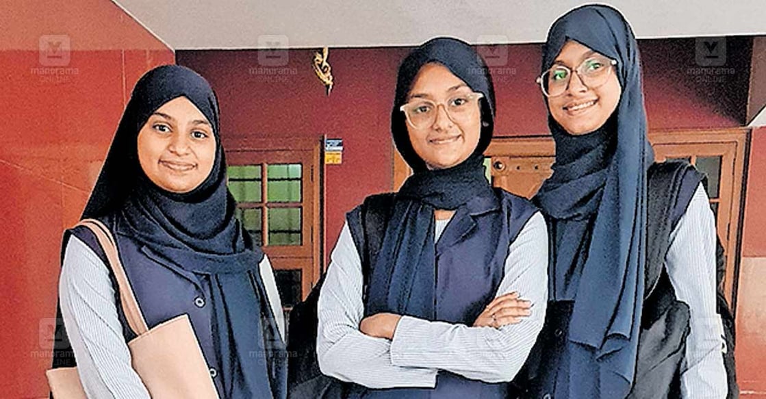 മൈസ ഫാത്തിമ, മനാൽ ആയിഷ, മോസ മറിയം.