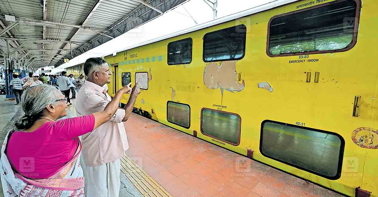 ഉദയ് ഡബിൾ ഡെക്കർ കേരളത്തിൽ, പരീക്ഷണ ഓട്ടം വിജയം; രണ്ടടി ഉയരം കൂടുത ...