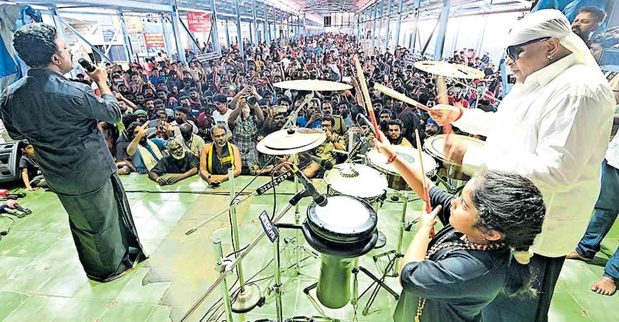 Sudeep Kumar’s First Opportunity to Sing at Sabarimala Sannidhanam