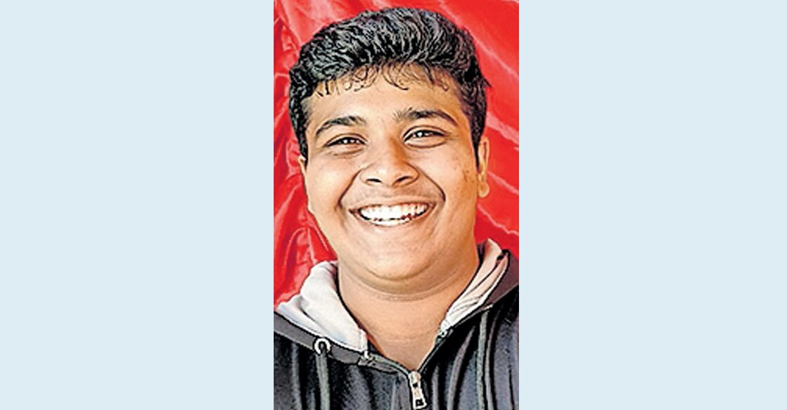 ജില്ലാ കലോത്സവ ലോഗോ തയാറാക്കിയ അശ്വിൻ എസ്.കുമാർ  