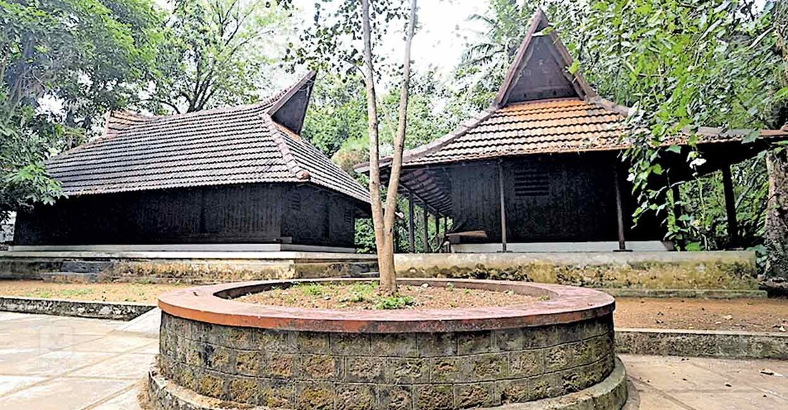 കവി സുഗതകുമാരിയുടെ ആറന്മുള വാഴുവേലിൽ തറവാട് വീട്. ചിത്രം: മനോരമ  