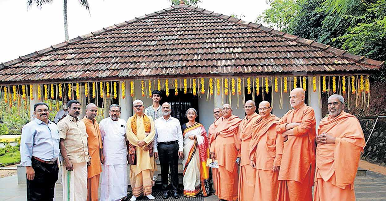 ശിവഗിരിമഠത്തിലേക്ക് ആയിരങ്ങൾ എത്തുന്നതിനു പിന്നിലുണ്ട്, ഒരു കൊച്ചു തീ ...