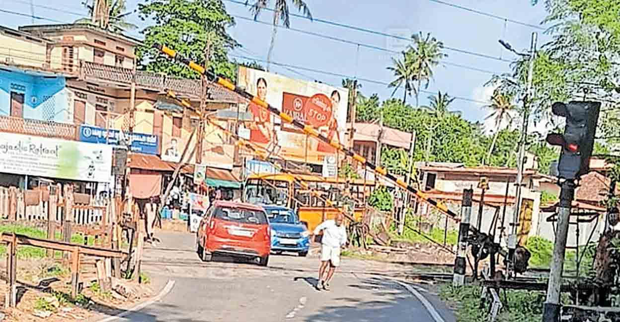 ഇടവ റെയിൽവേ മേൽപാലം യാഥാർഥ്യത്തിലേക്ക്; ഭൂമി ഏറ്റെടുക്കലും തുട