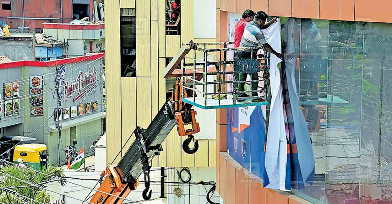 തിരുവനന്തപുരം മണ്ഡലം; കൂടിക്കാഴ്ചകളിൽ നിറഞ്ഞ് സ്ഥാനാർഥിക